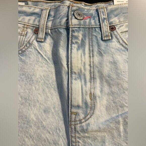 AMERICAN EAGLE DISTRESSED MOM SHORTS SIZE 0- NWT - Picture 6 of 9